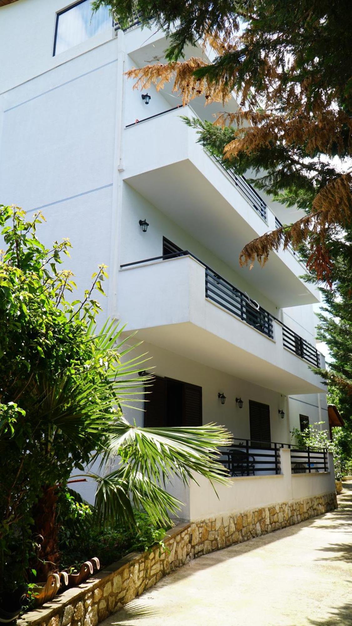 Natali Hotel *