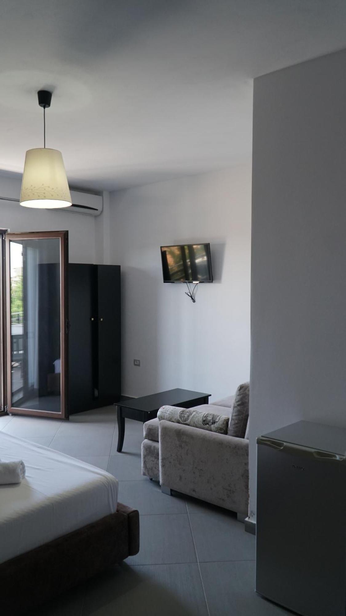 Natali Hotel *